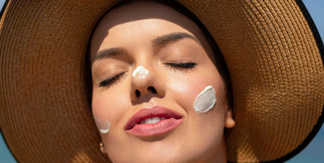 Sunscreen 101 : All About SPF Explained