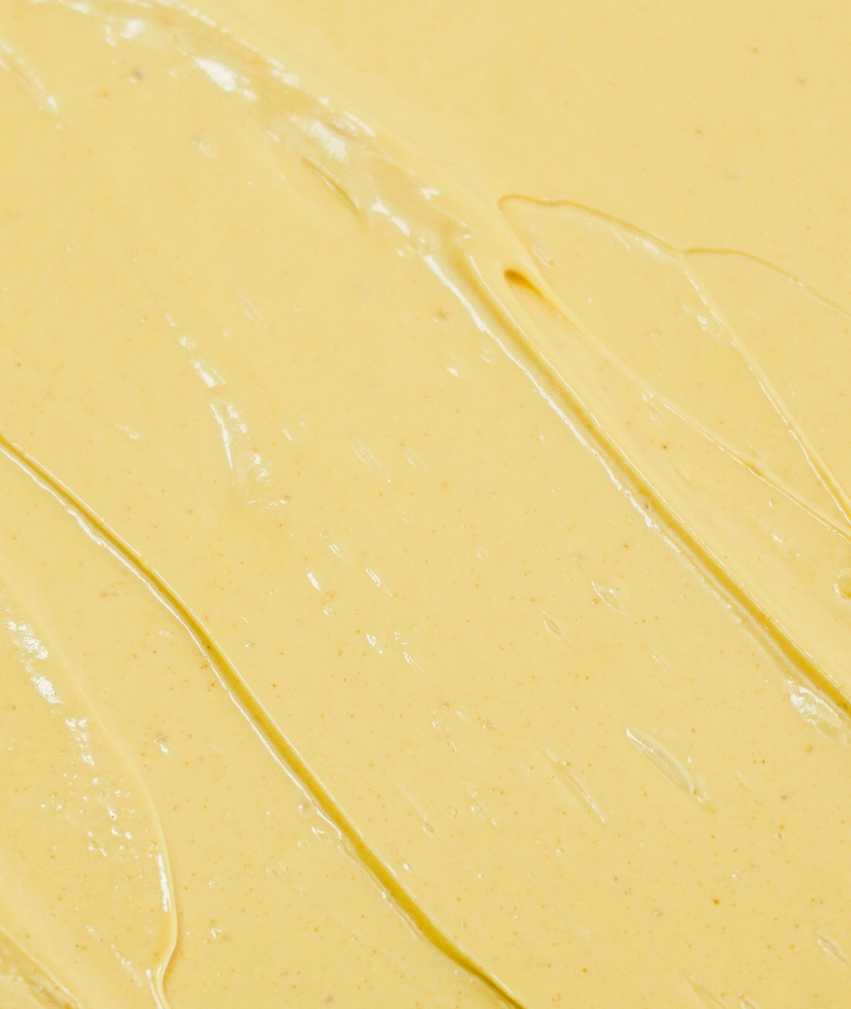 LAMAV Glow Beauty Mask brightening face mask texture enriched with natural botanical actives to improve skin