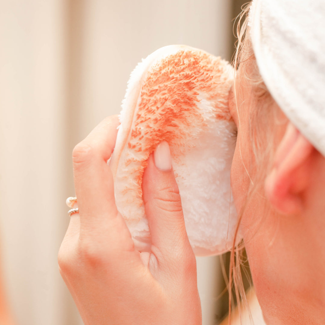 Reusable And Remoldable Beige Wash Cloth photo